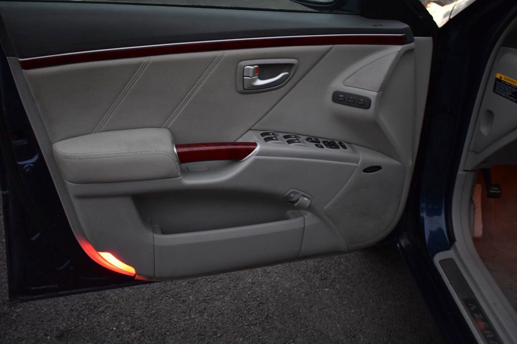Used 2006 Hyundai Azera SE image 33