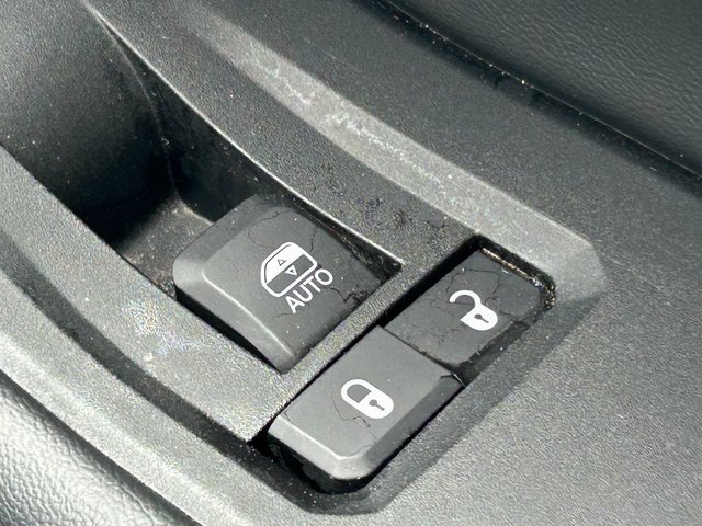 Used 2022 Jeep Grand Cherokee L Limited image 39