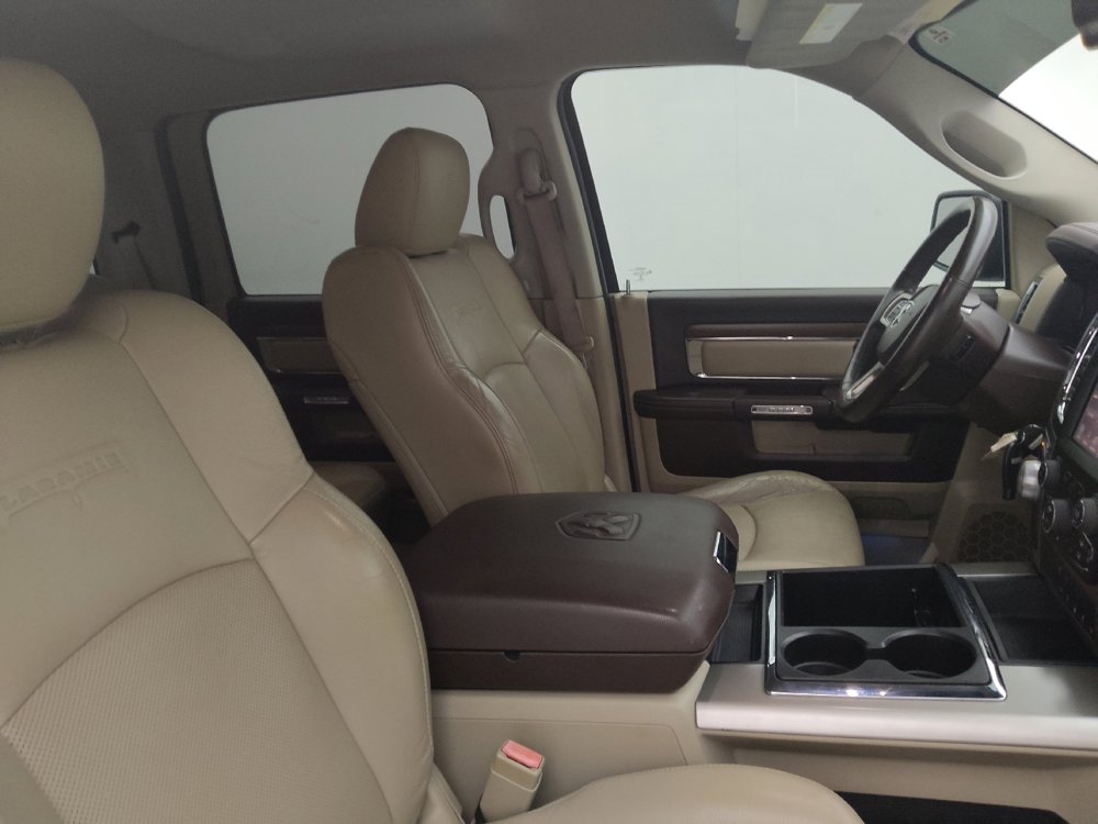 Used 2014 RAM 1500 Laramie RWD image 21