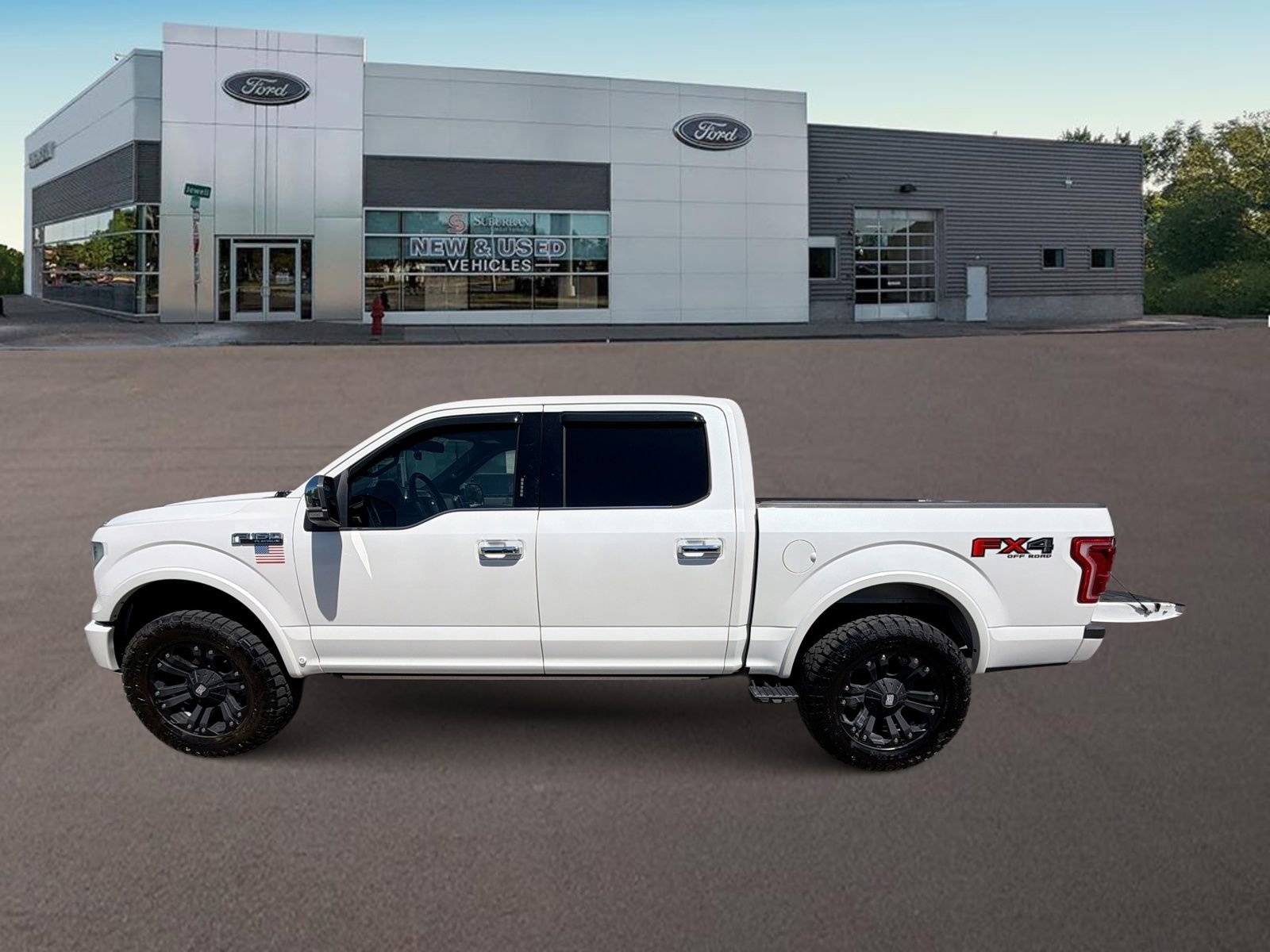 Used 2015 Ford F150 Platinum w/ Equipment Group 701A Luxury AWD/4WD image 7