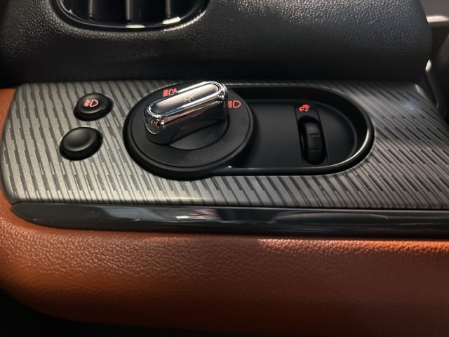 Used 2023 MINI Cooper Countryman SE w/ Storage Package image 86