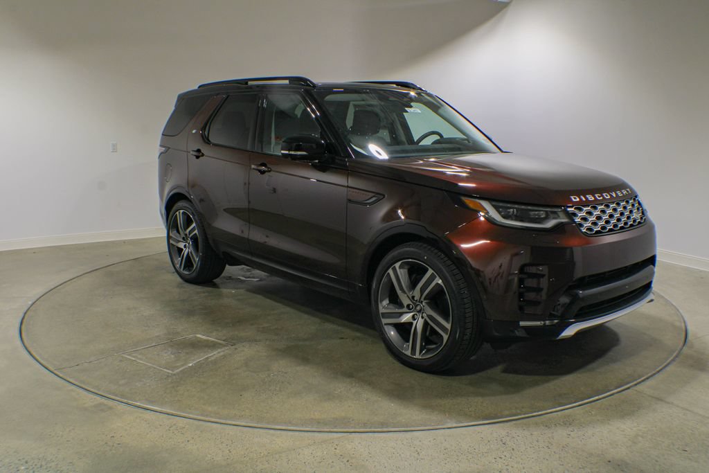 New 2026 Land Rover Discovery Limited Edition AWD/4WD image 8