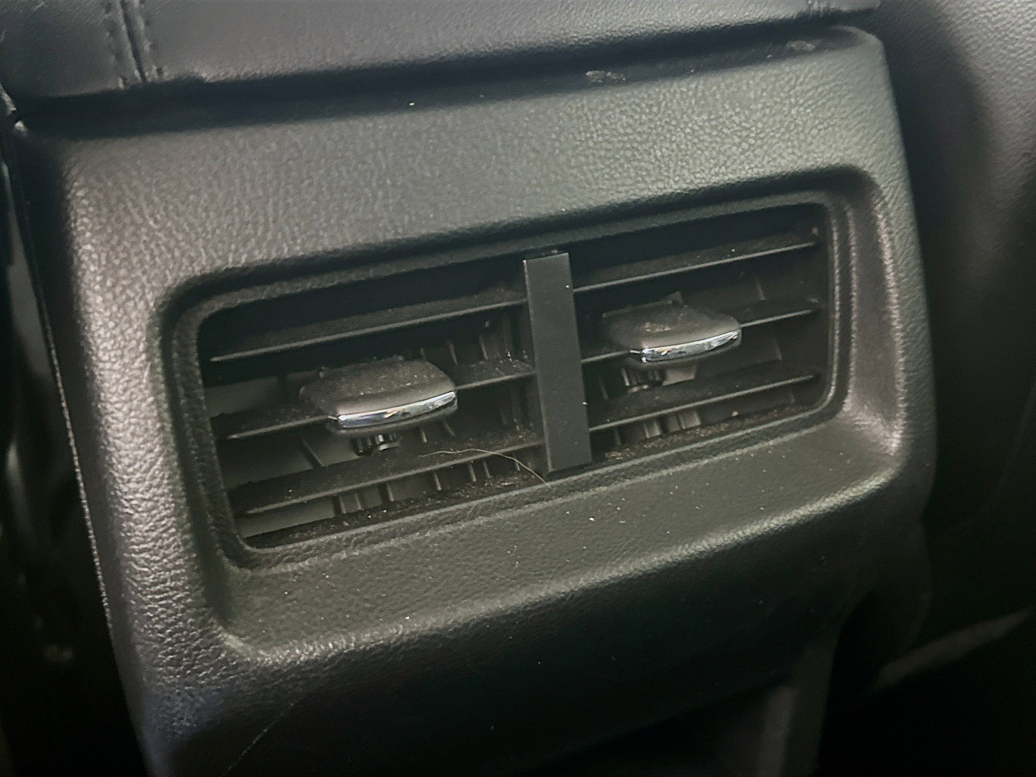 Used 2024 Ford Edge SEL image 26