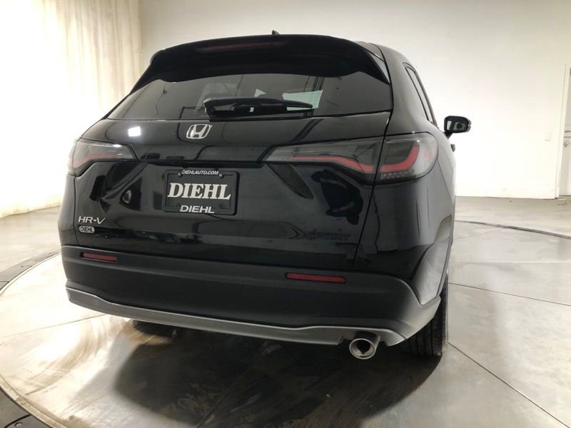 Used 2025 Honda HR-V Sport image 7