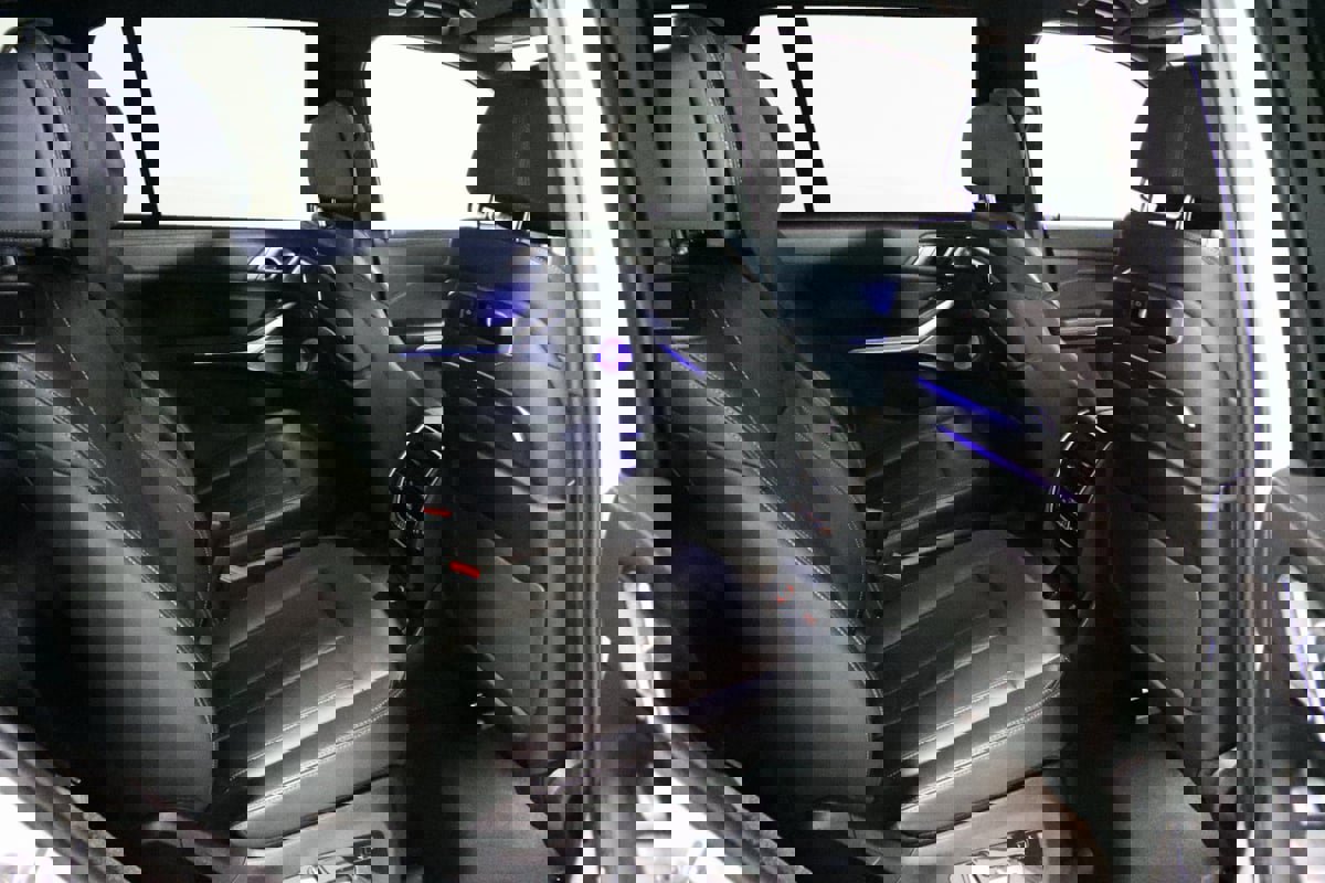 Used 2024 BMW X7 M60i image 74