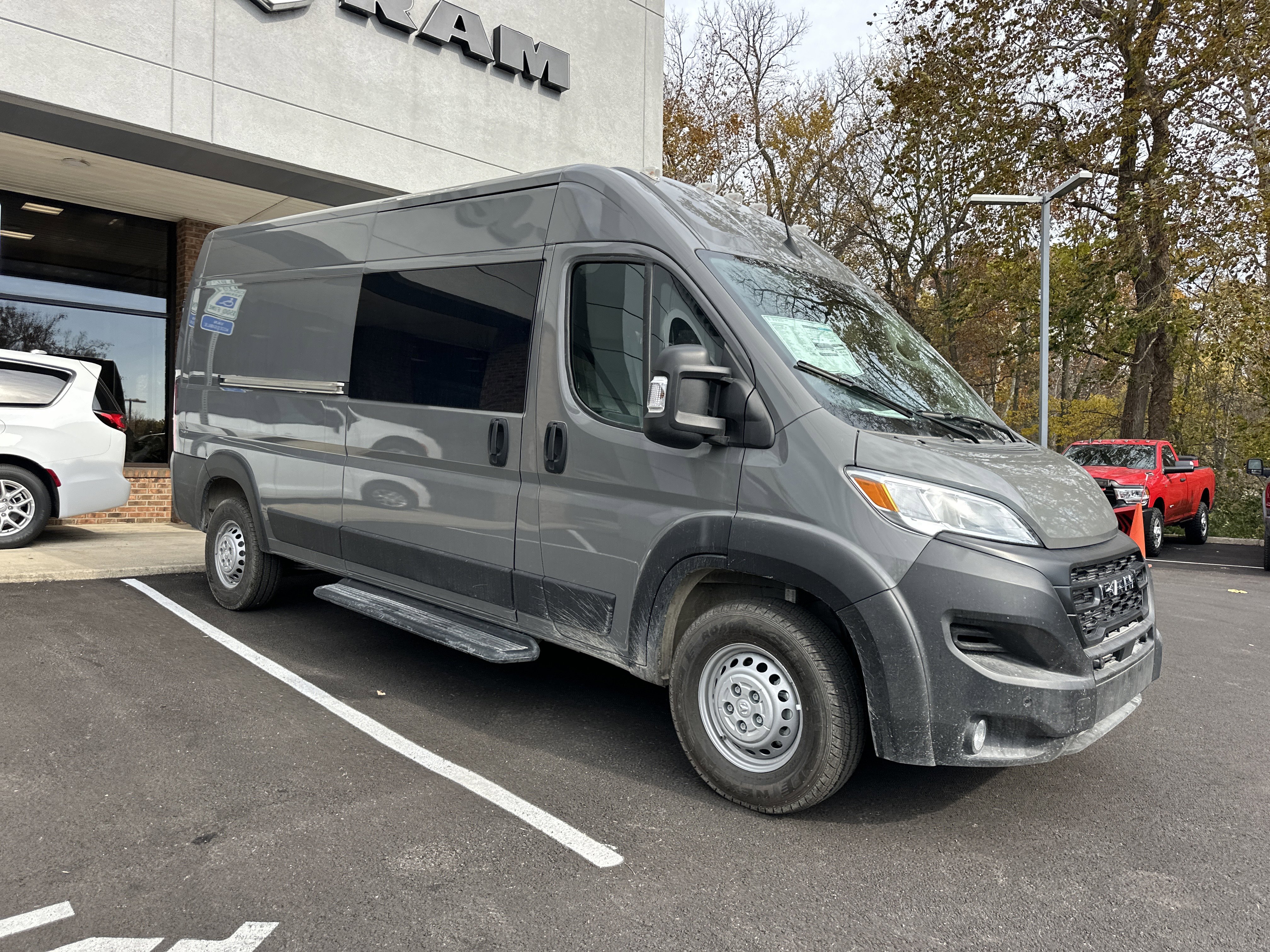 New 2025 RAM ProMaster 2500 w/ Crew Van Package image 20