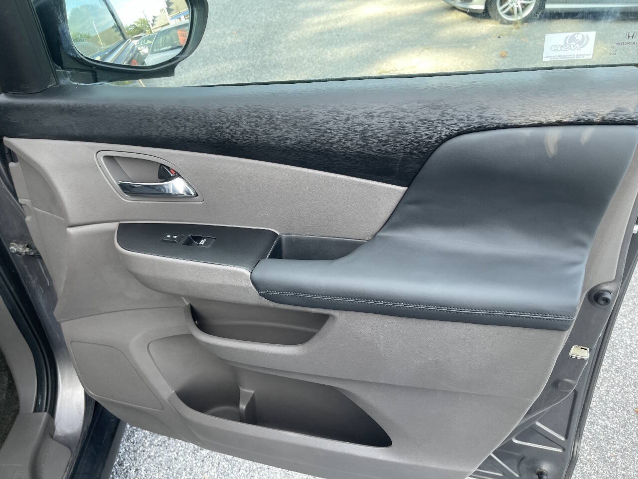 Used 2014 Honda Odyssey EX image 26