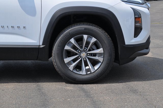 New 2026 Chevrolet Equinox LT w/ LPO, Floor Liner Package image 5