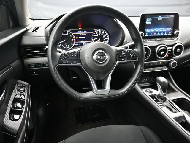 Used 2024 Nissan Sentra SV FWD image 17