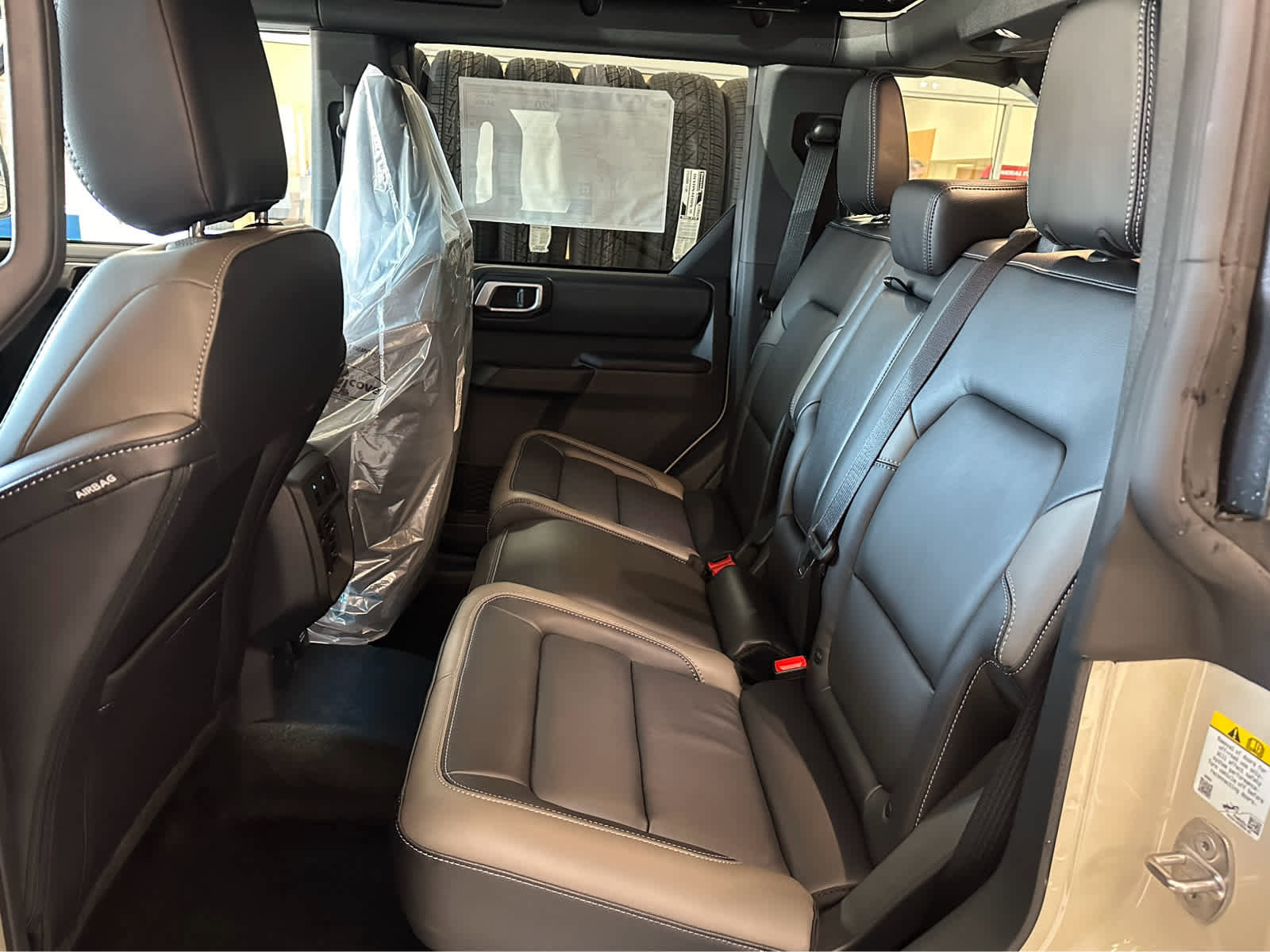 New 2026 Ford Bronco Outer Banks AWD/4WD image 31