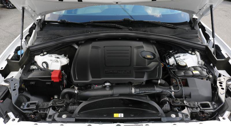 Used 2018 Jaguar F-PACE Prestige image 24