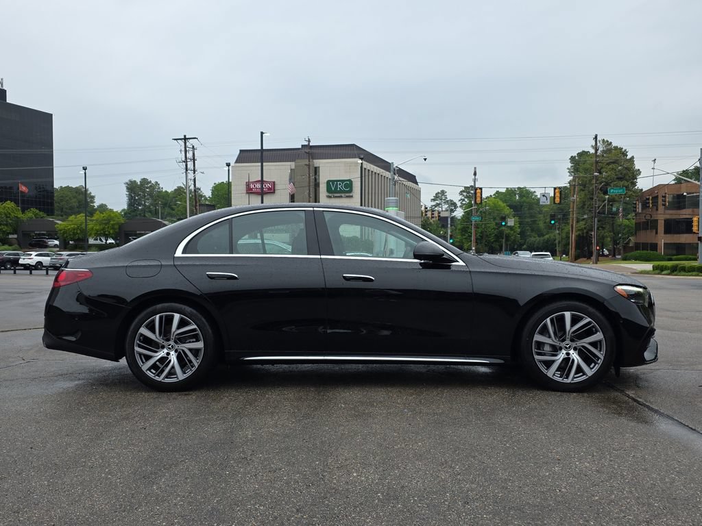New 2026 Mercedes-Benz E 350 4MATIC Sedan image 6