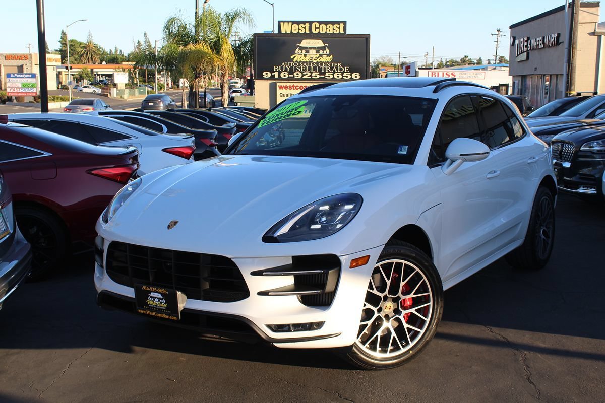 Used 2017 Porsche Macan Turbo AWD/4WD image 2