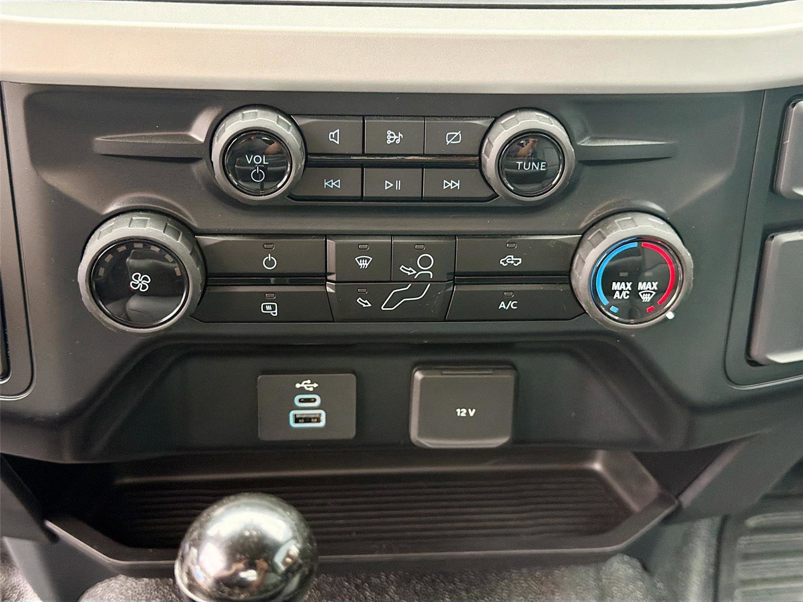 Used 2024 Ford F550 4x4 Regular Cab Super Duty w/ Snow Plow Prep Package image 16