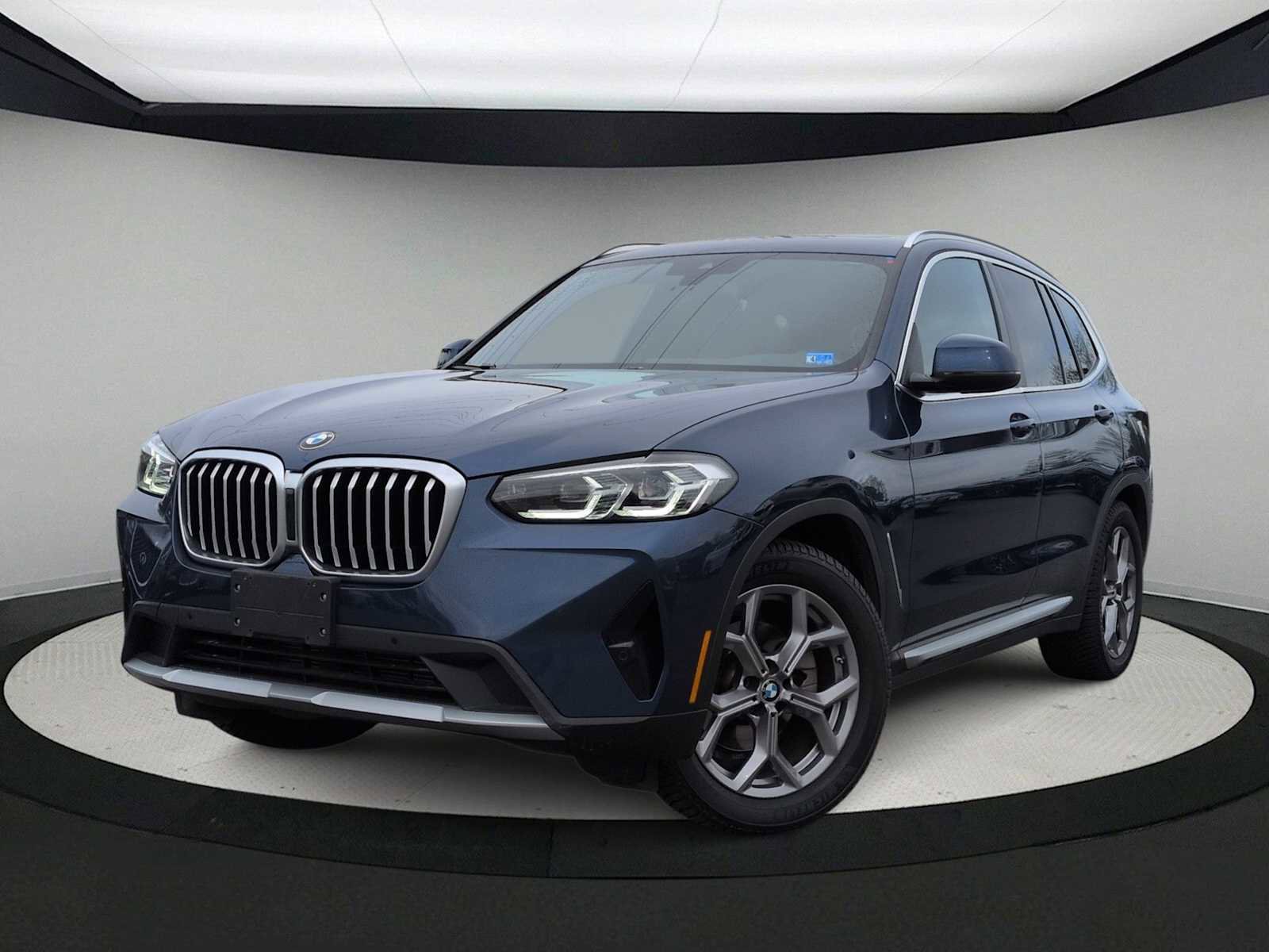 Used 2022 BMW X3 xDrive30i w/ Premium Package 2 (ZPA) image 1