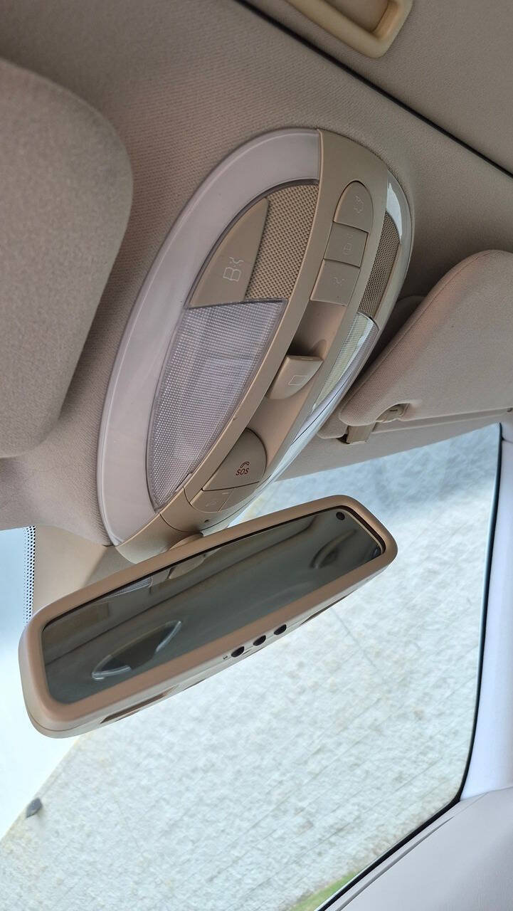 Used 2005 Mercedes-Benz E 500 Sedan image 41