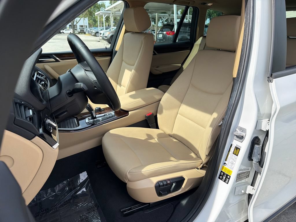 Used 2017 BMW X3 xDrive28i AWD/4WD image 32