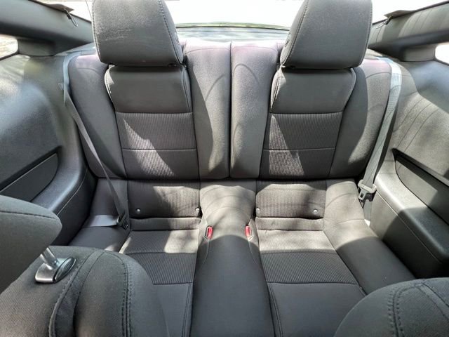 Used 2012 Ford Mustang Coupe RWD image 16