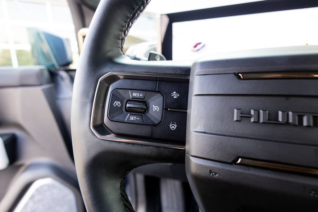 Used 2025 GMC Hummer EV 3X AWD/4WD image 28