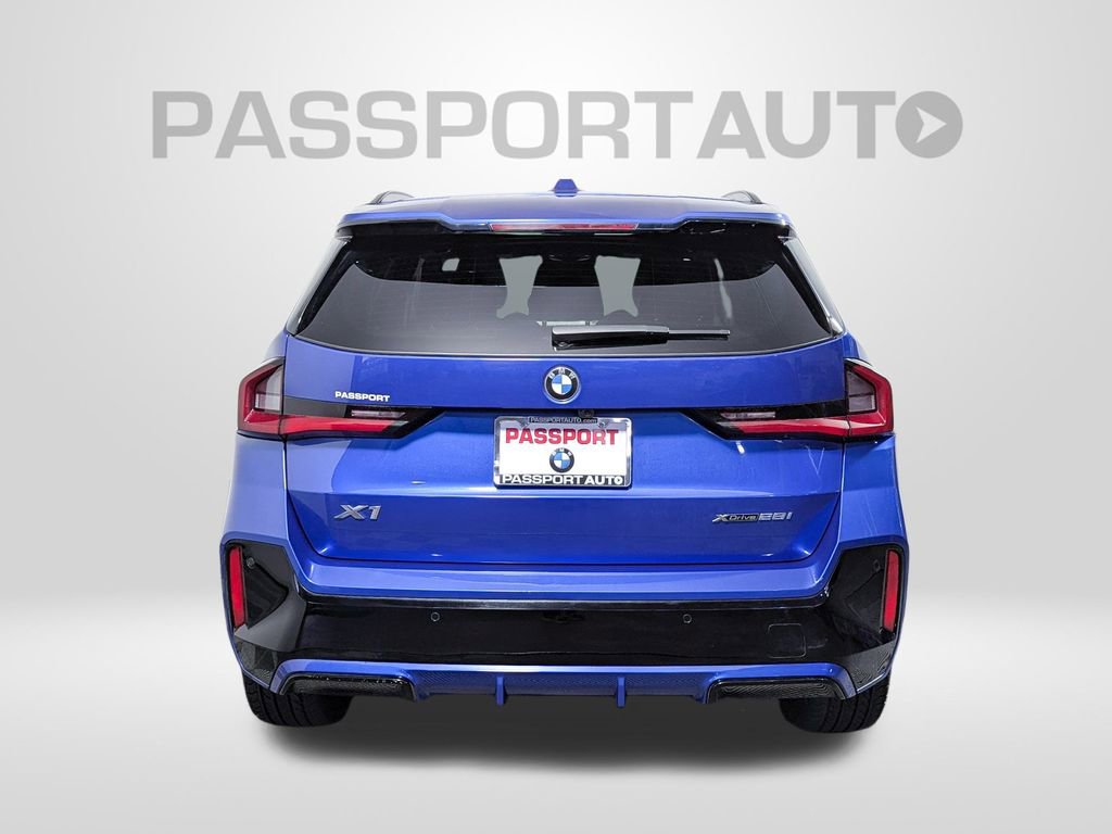 Certified 2023 BMW X1 xDrive28i w/ Premium Package image 3