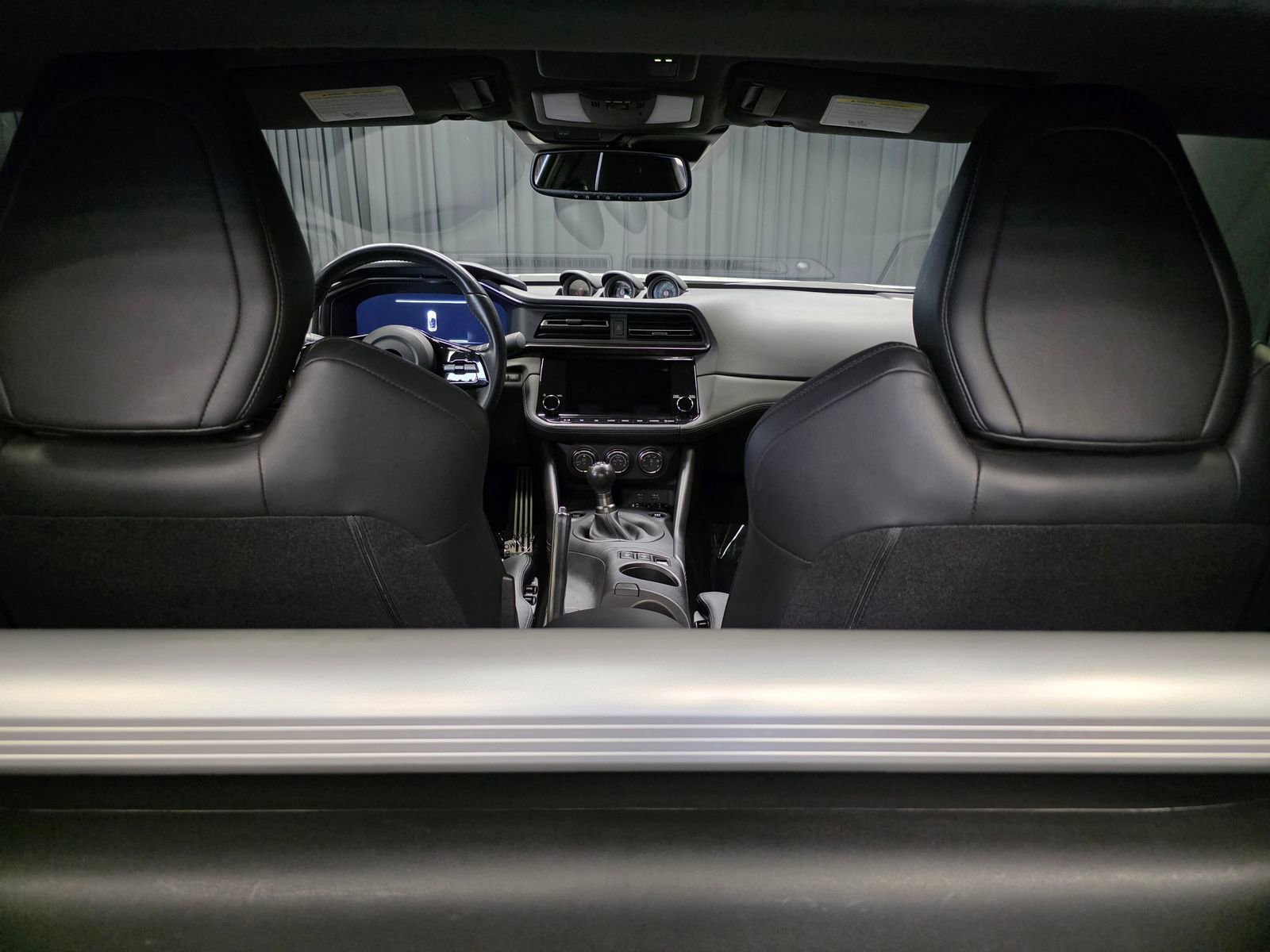 Used 2023 Nissan Z w/ Floor Mat Package (L93) RWD image 2