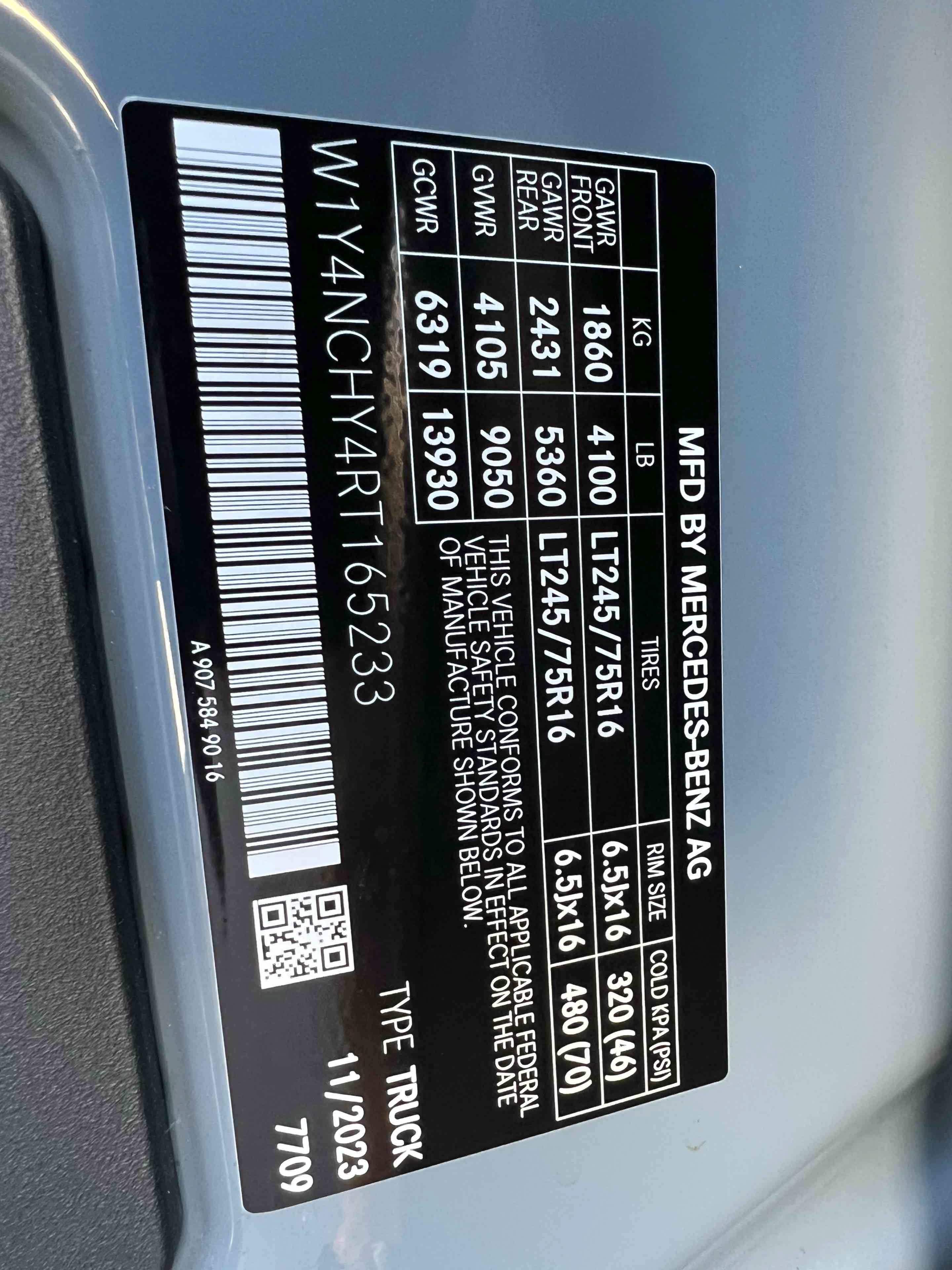 Used 2024 Mercedes-Benz Sprinter 2500 image 15