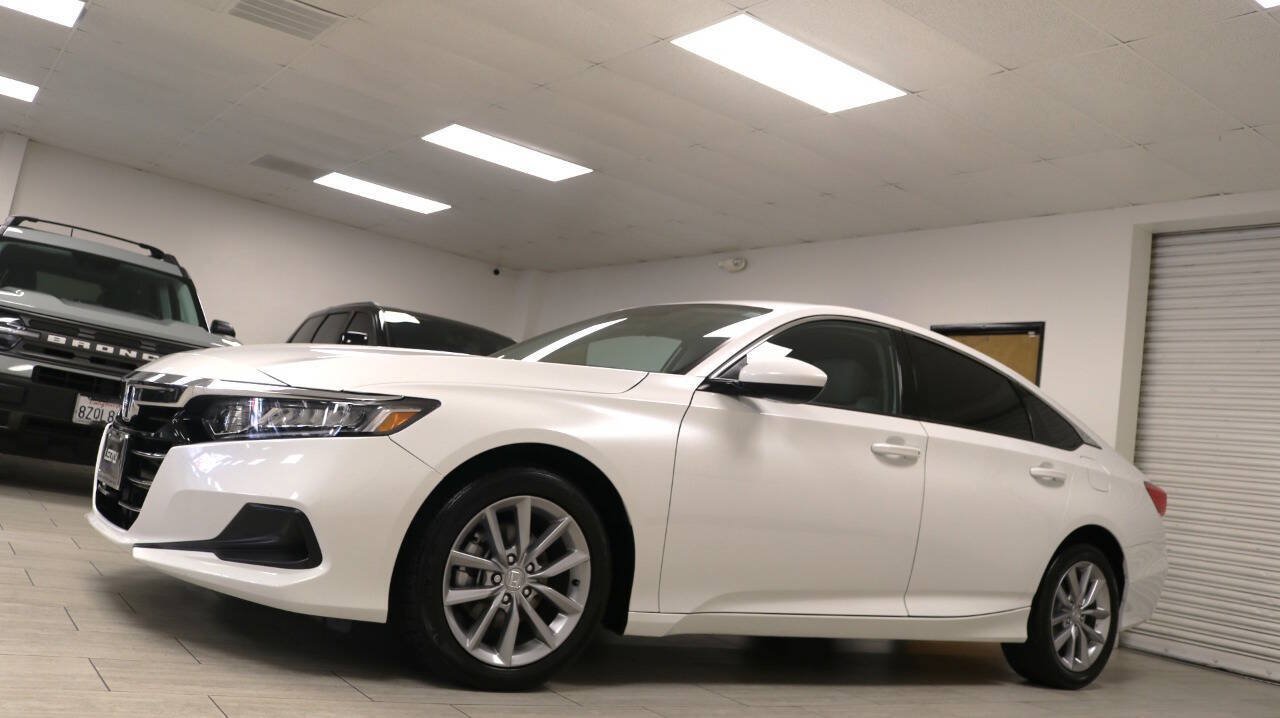 Used 2022 Honda Accord LX image 10