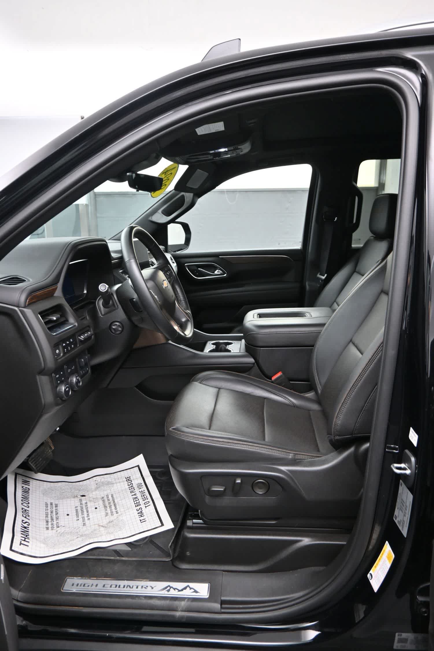 Used 2024 Chevrolet Tahoe High Country w/ Premium Package AWD/4WD image 11