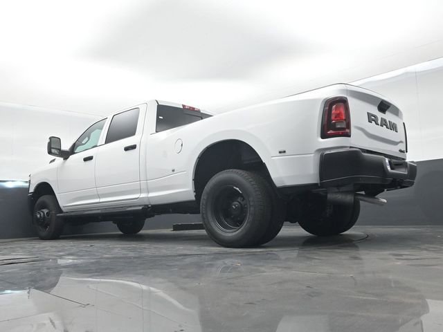 New 2026 RAM 3500 Tradesman AWD/4WD image 46