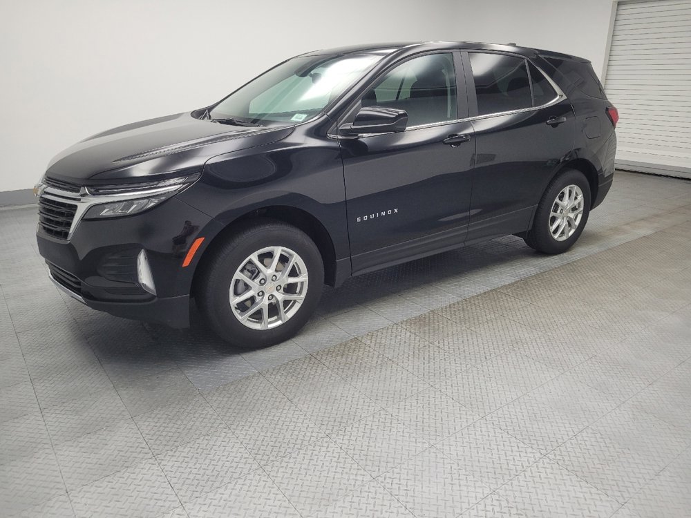 Used 2024 Chevrolet Equinox LT image 2