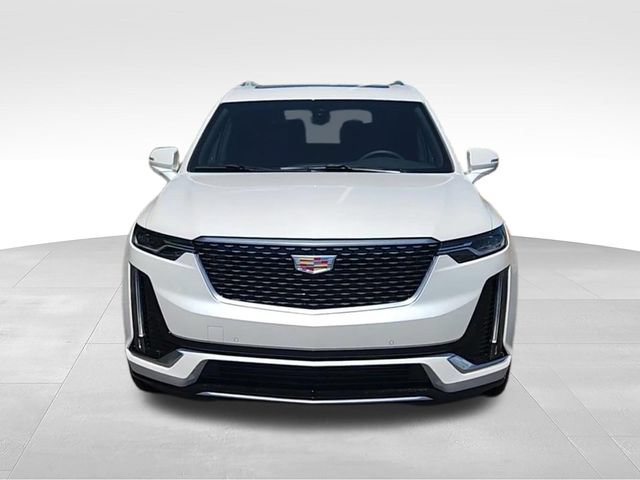 New 2025 Cadillac XT6 Luxury AWD/4WD image 3