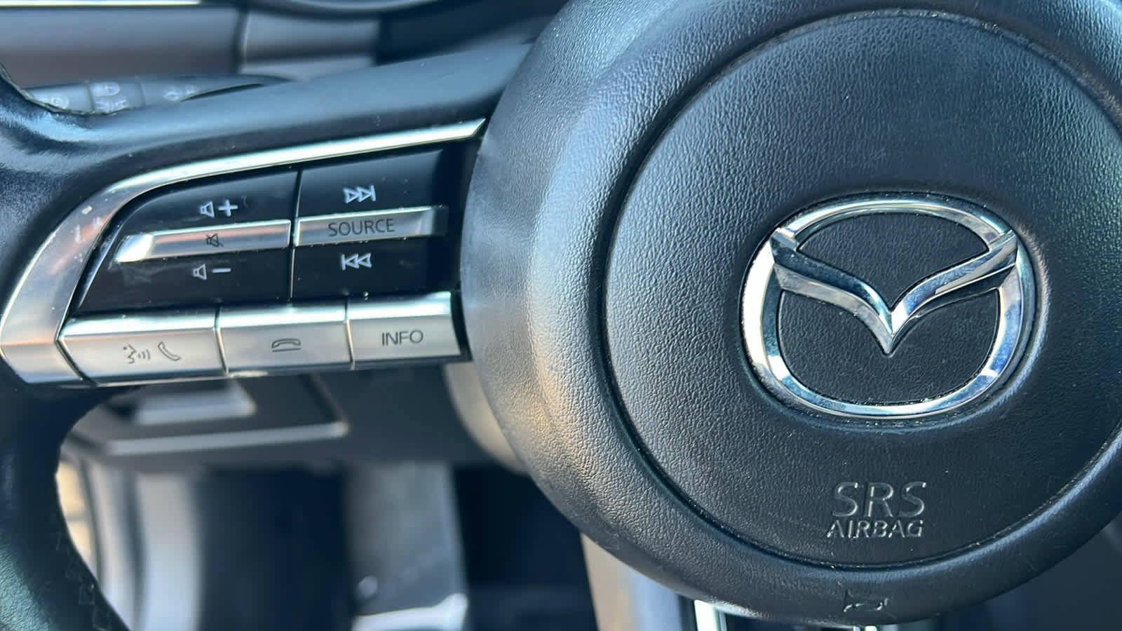 Used 2023 MAZDA MAZDA3 s image 19