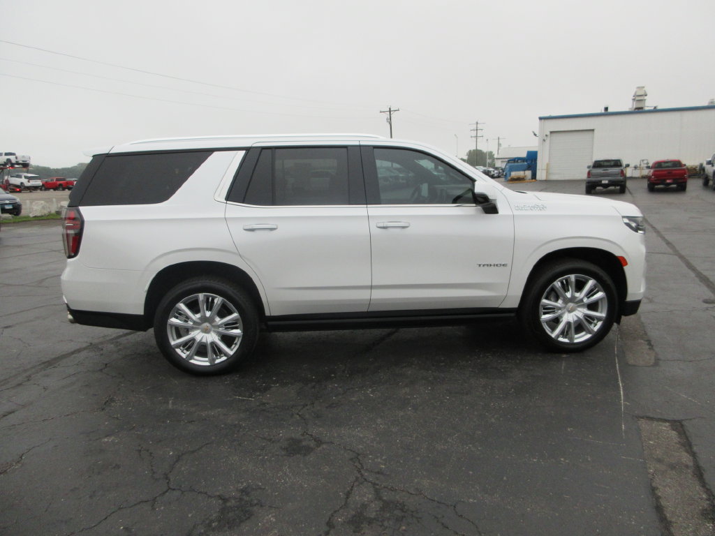 Certified 2023 Chevrolet Tahoe High Country w/ Premium Package 2 AWD/4WD image 5