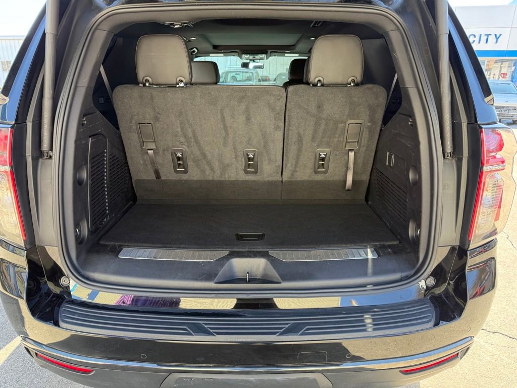 Used 2022 Chevrolet Tahoe Z71 image 12