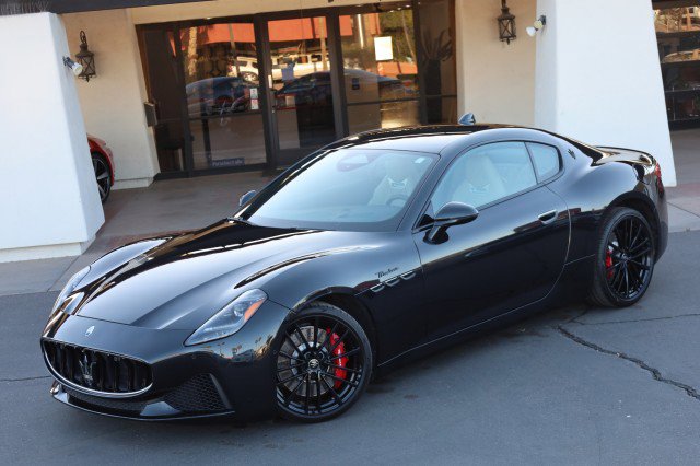 Used 2024 Maserati GranTurismo Modena image 4