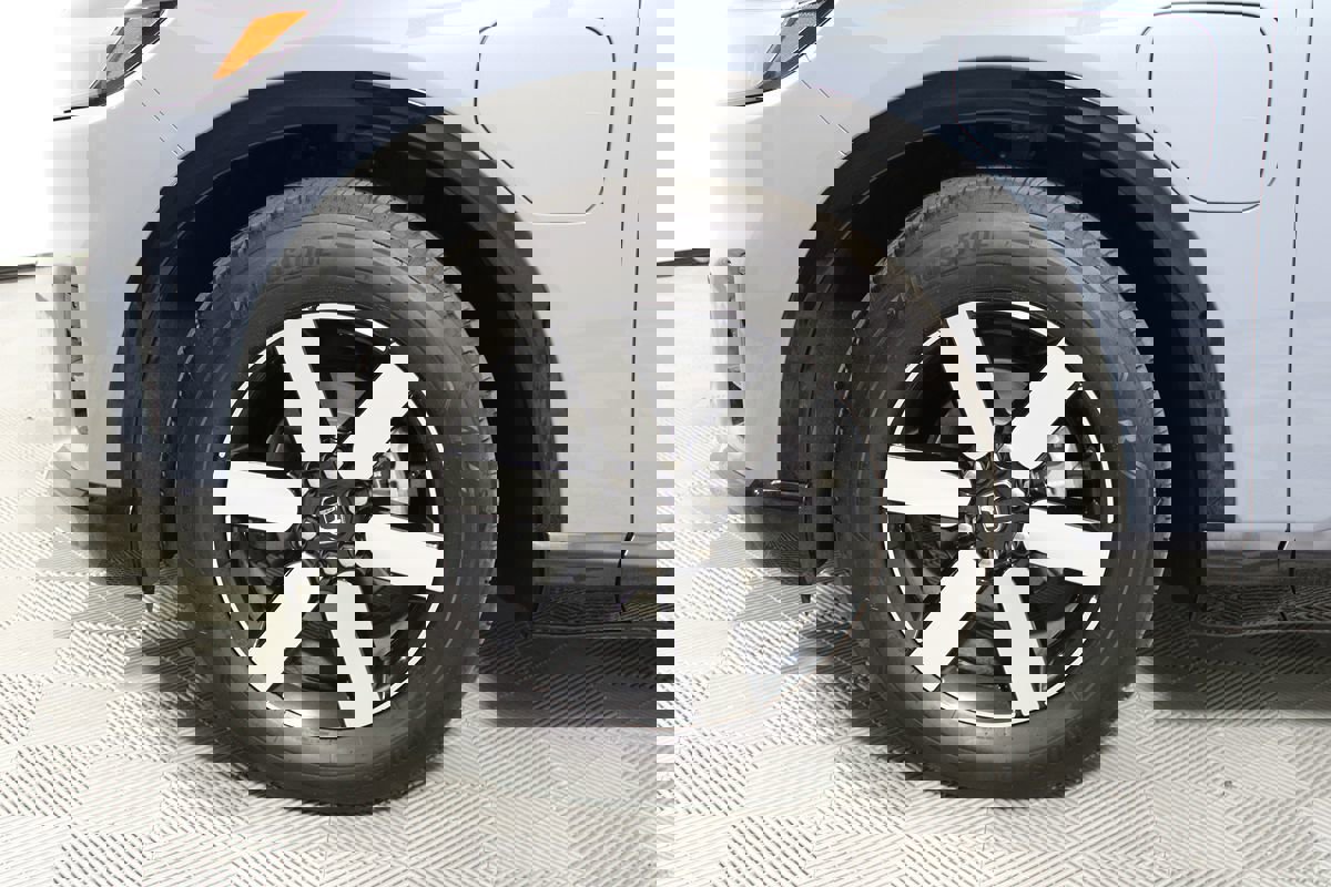 Used 2025 Honda Prologue Touring image 4