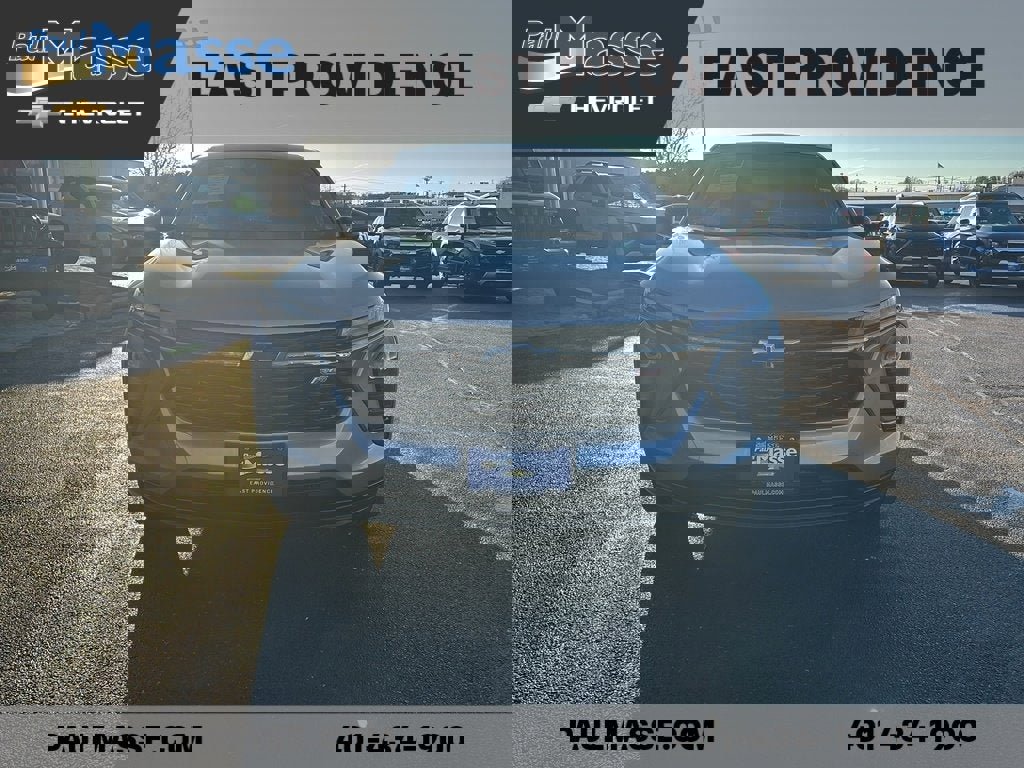 Certified 2024 Chevrolet Trax RS w/ Driver Confidence Package image 2