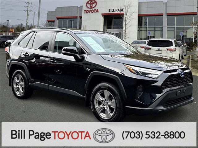 Certified 2022 Toyota RAV4 XLE w/ Convenience Package image 1