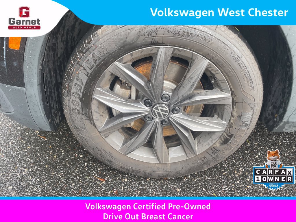Used 2024 Volkswagen Tiguan SE AWD/4WD image 17