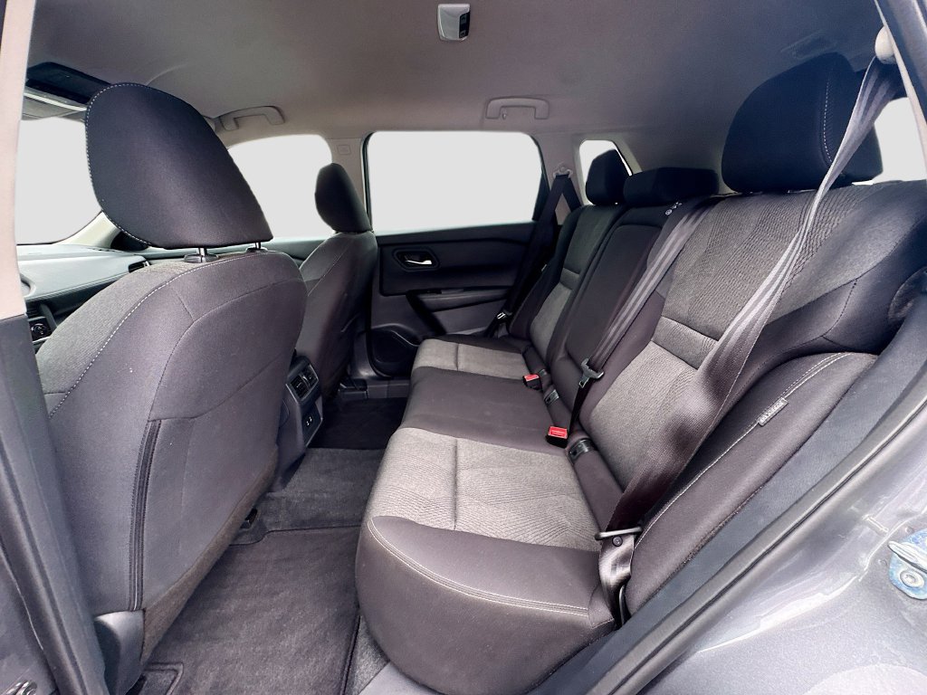 Used 2026 Nissan Rogue SV FWD image 24