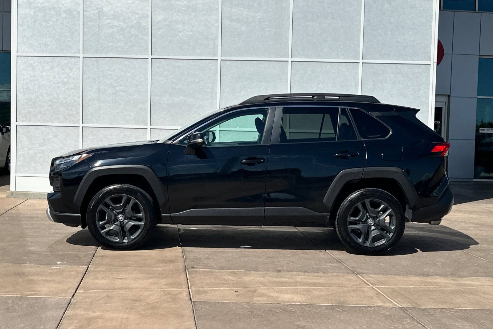 Used 2024 Toyota RAV4 Adventure AWD/4WD image 7