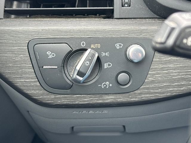 Used 2023 Audi A4 2.0T Prestige w/ Prestige Package image 35