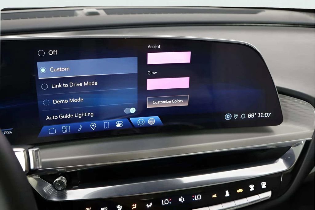 Used 2024 Cadillac Lyriq Luxury image 21