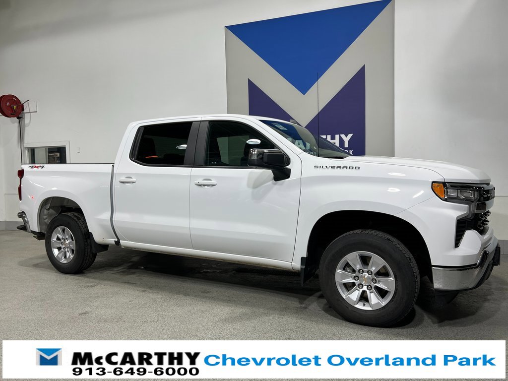 Used 2025 Chevrolet Silverado 1500 LT image 3