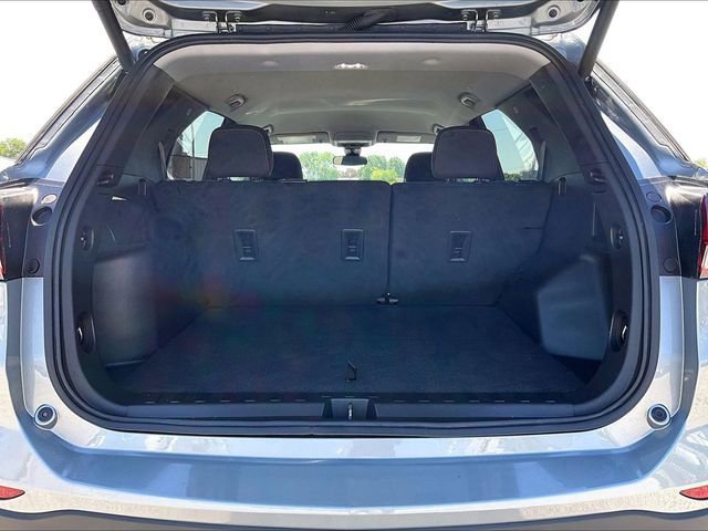 Used 2023 Chevrolet Equinox LT FWD image 29