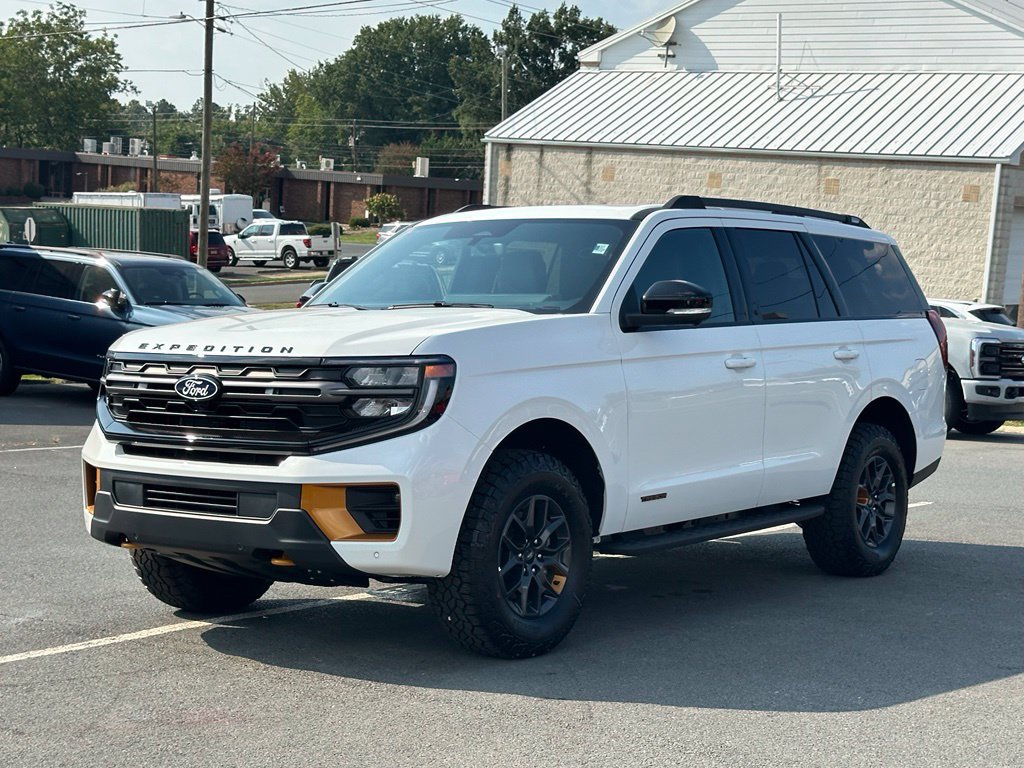 New 2027 Ford Expedition Tremor w/ Driver's Package AWD/4WD image 2