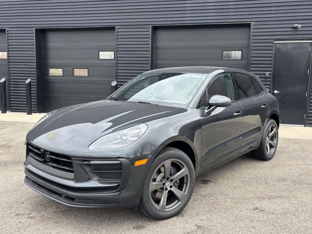 New 2026 Porsche Macan image 1