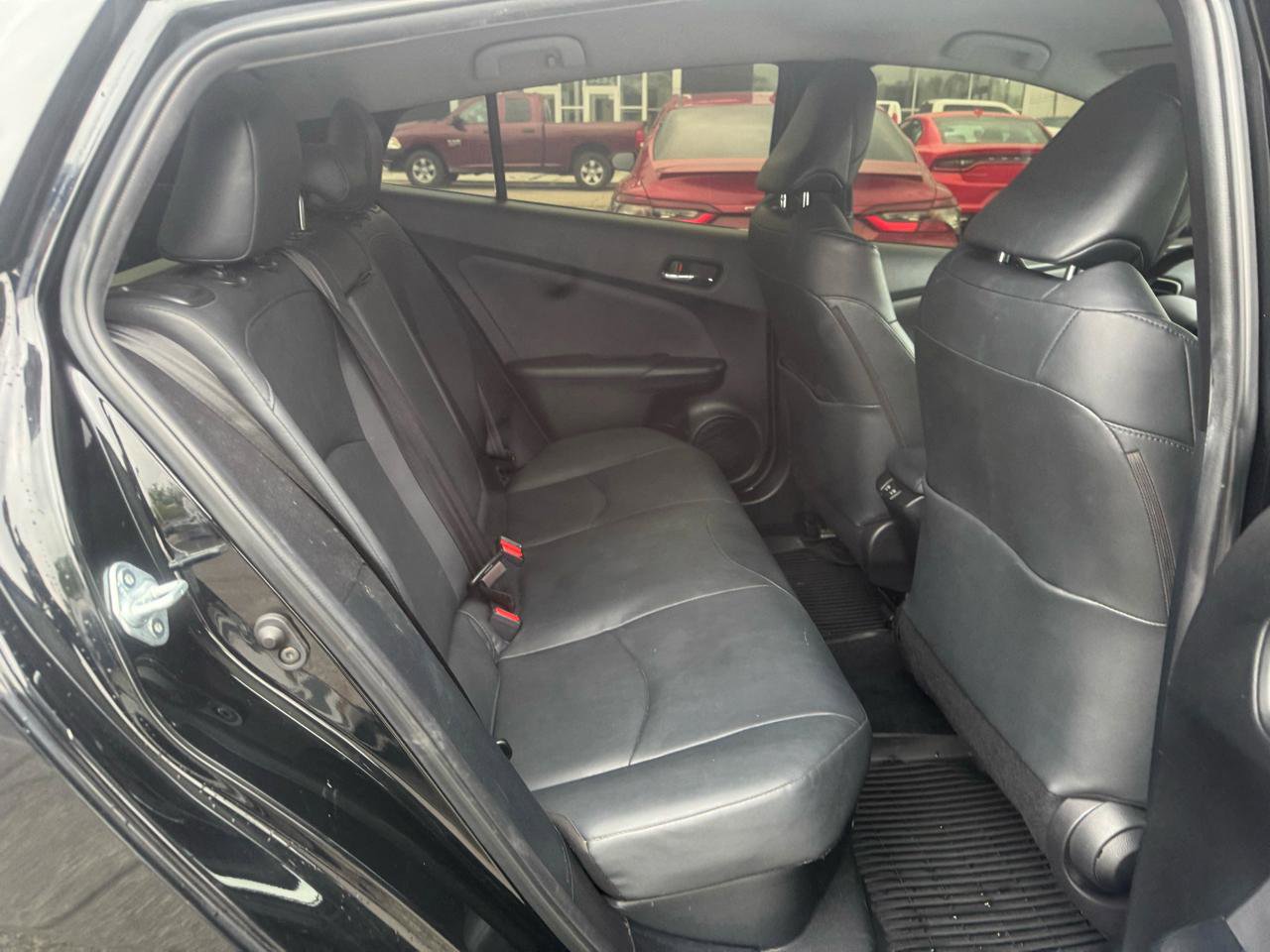 Used 2022 Toyota Prius XLE FWD image 20