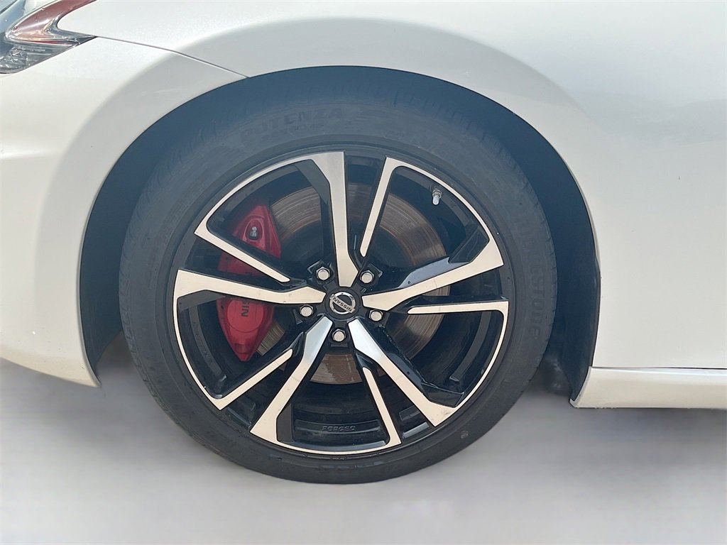 Used 2018 Nissan 370Z w/ Sport Package image 26