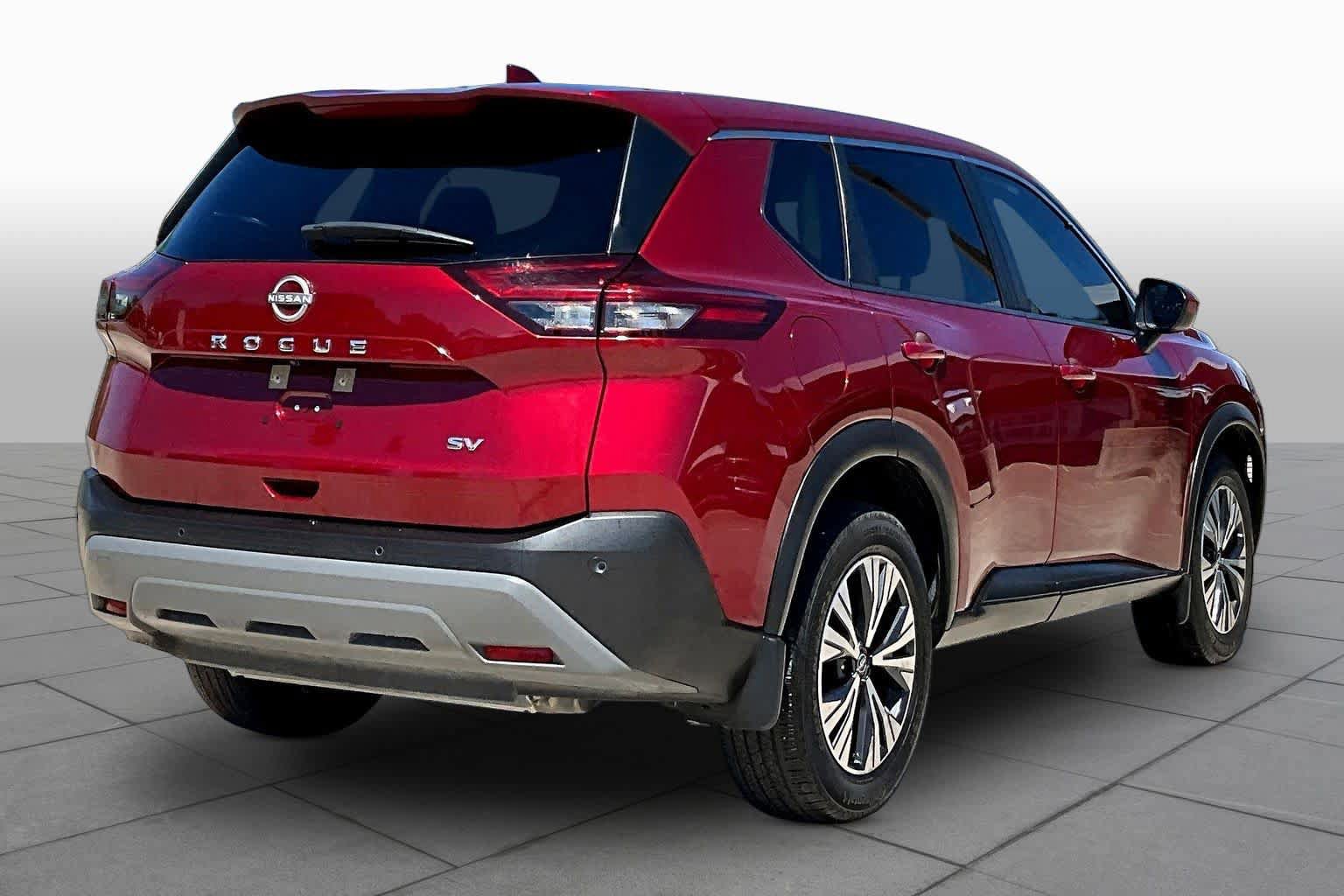Used 2023 Nissan Rogue SV FWD image 13